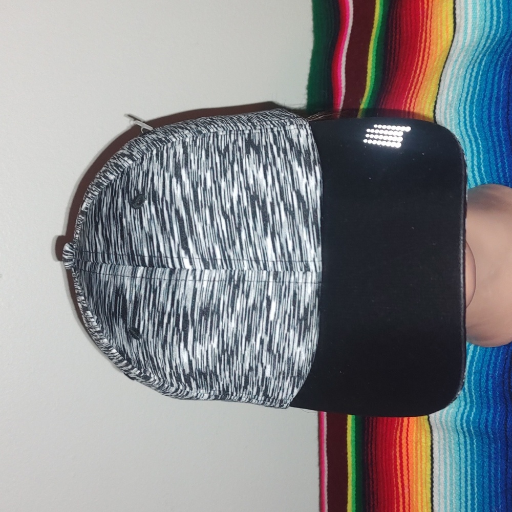 Simplicity High Performance Unconstructed Moistur… - image 1